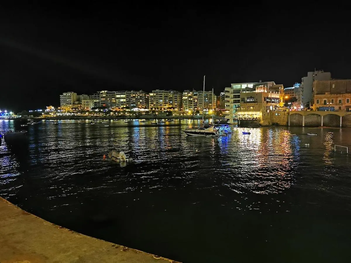 Boho Luxe Terrace - Brand New & Terrace Apartment Saint Julian's Malta